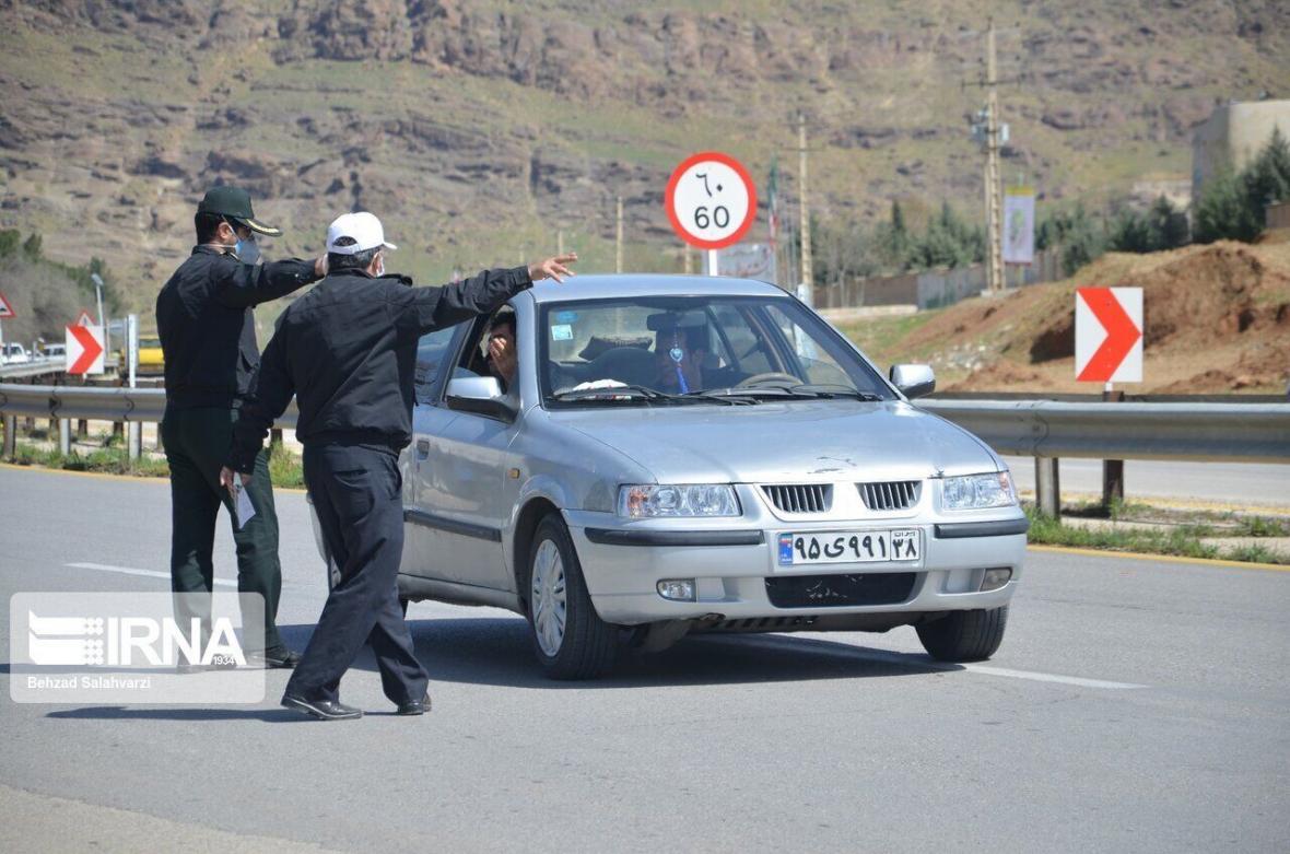 خبرنگاران پلیس راهور در اعمال محدودیت های کرونایی تردد خودروها با رانندگان تعارف ندارد