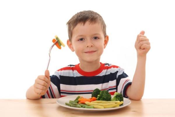 برای علاقه مند کردن بچه ها به غذا چه باید کرد؟