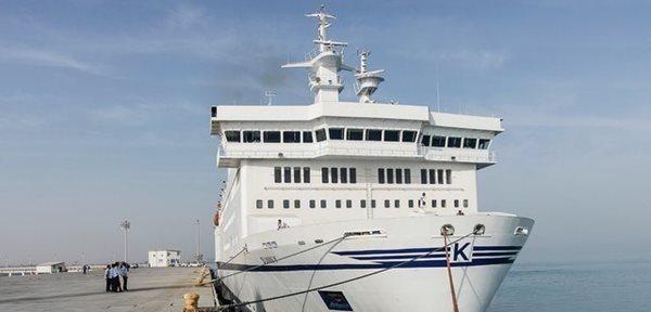 خط کشتیرانی بار و مسافر بین بوشهر و قطر راه اندازی می گردد