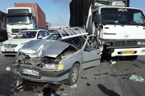 تصادف زنجیره ای در مازندران، 12 زن و 4 مرد راهی بیمارستان شدند