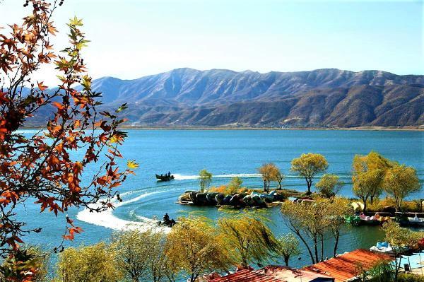 آشنایی با دریاچه زریوار مریوان Zrebar Lake