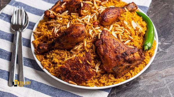 طرز تهیه کبسه مرغ؛ غذای عربی با طعمی لذیذ و خوشمزه طرز تهیه کبسه مرغ؛ غذای عربی با طعمی لذیذ و خوشمزه
